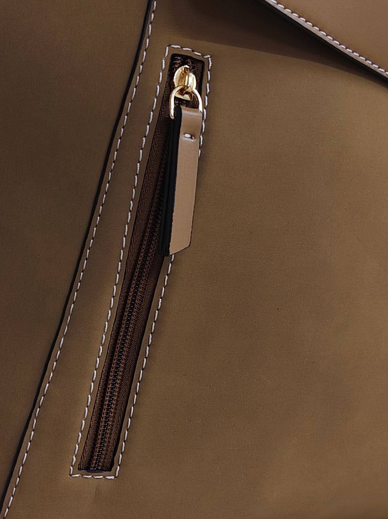 The Metropolitan Tote - Caramel