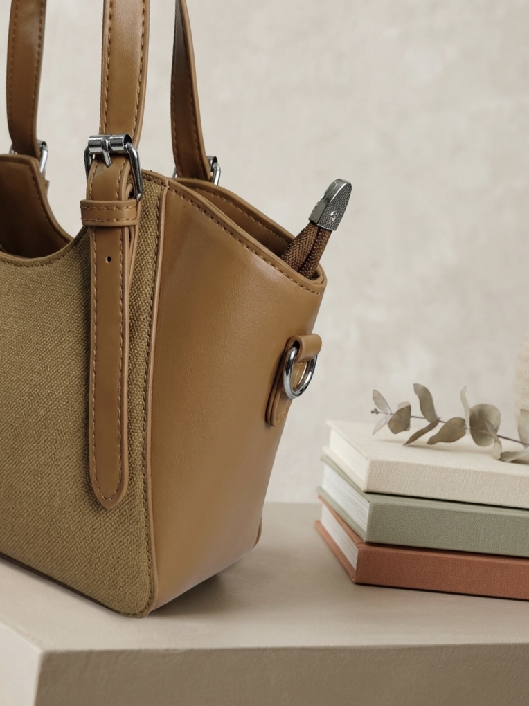 Caramel Mini Carry Bag